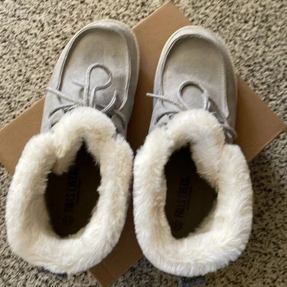 Falls Creek Suede High Top Loafers - Picture 5 of 6